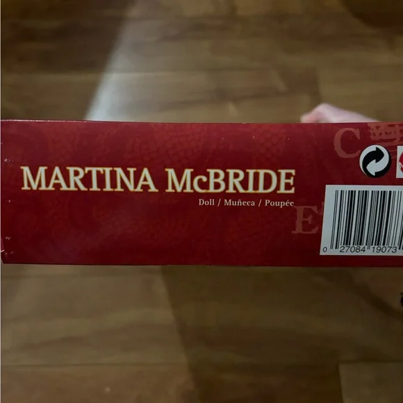 NWT Barbie Martina McBride Collector Doll - Picture 8 of 8